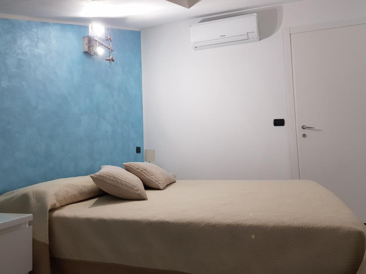 Bed and Breakfast Dormi Da Me Sul Mare Civitanova Marche Exterior foto