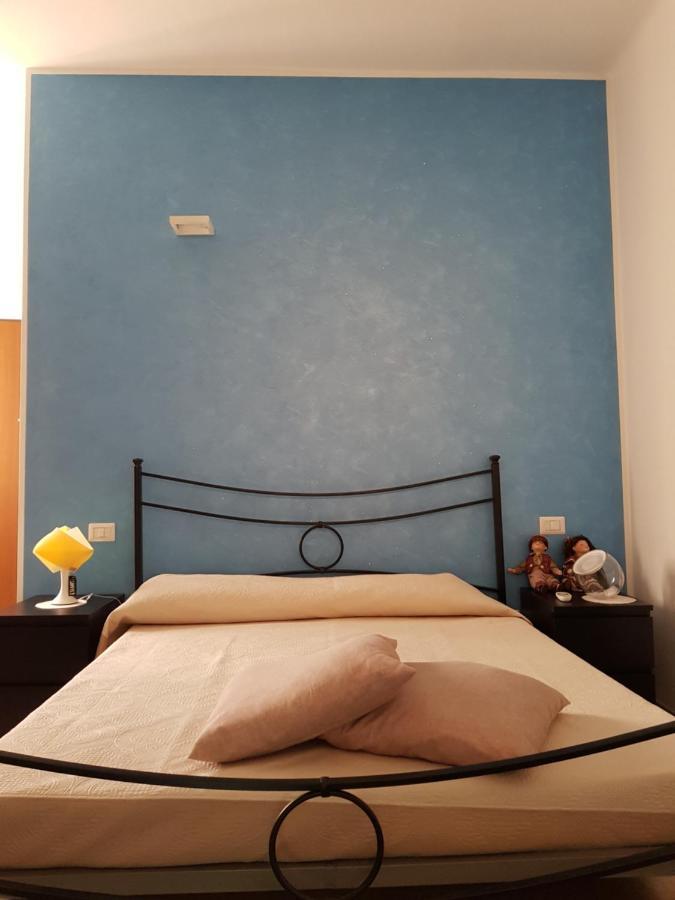 Bed and Breakfast Dormi Da Me Sul Mare Civitanova Marche Exterior foto