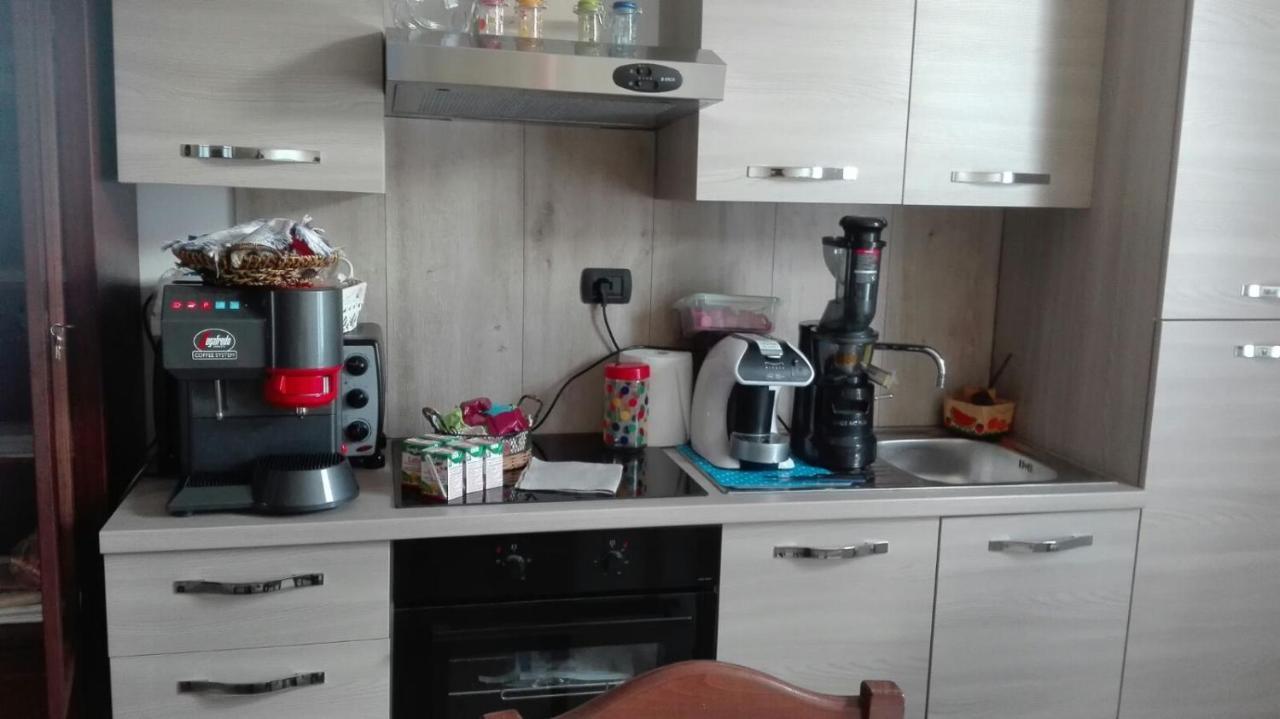 Bed and Breakfast Dormi Da Me Sul Mare Civitanova Marche Exterior foto