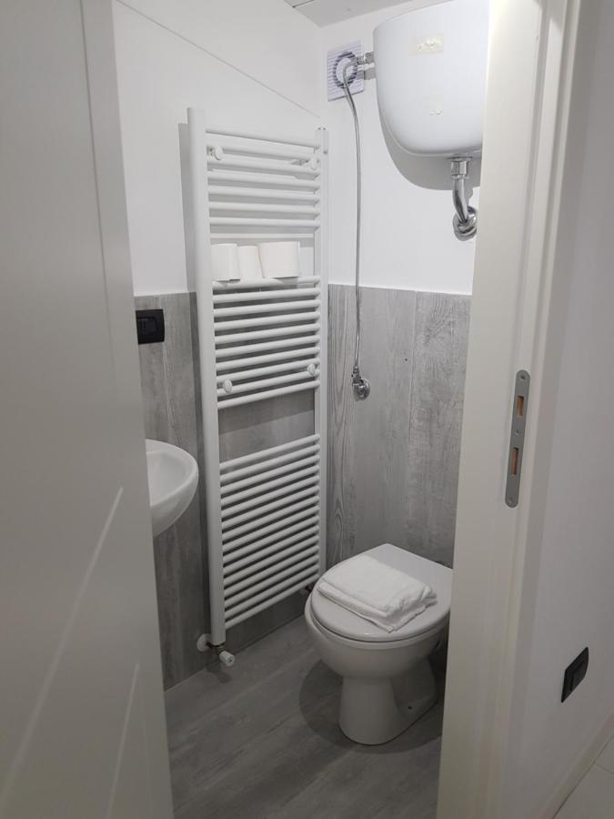 Bed and Breakfast Dormi Da Me Sul Mare Civitanova Marche Exterior foto